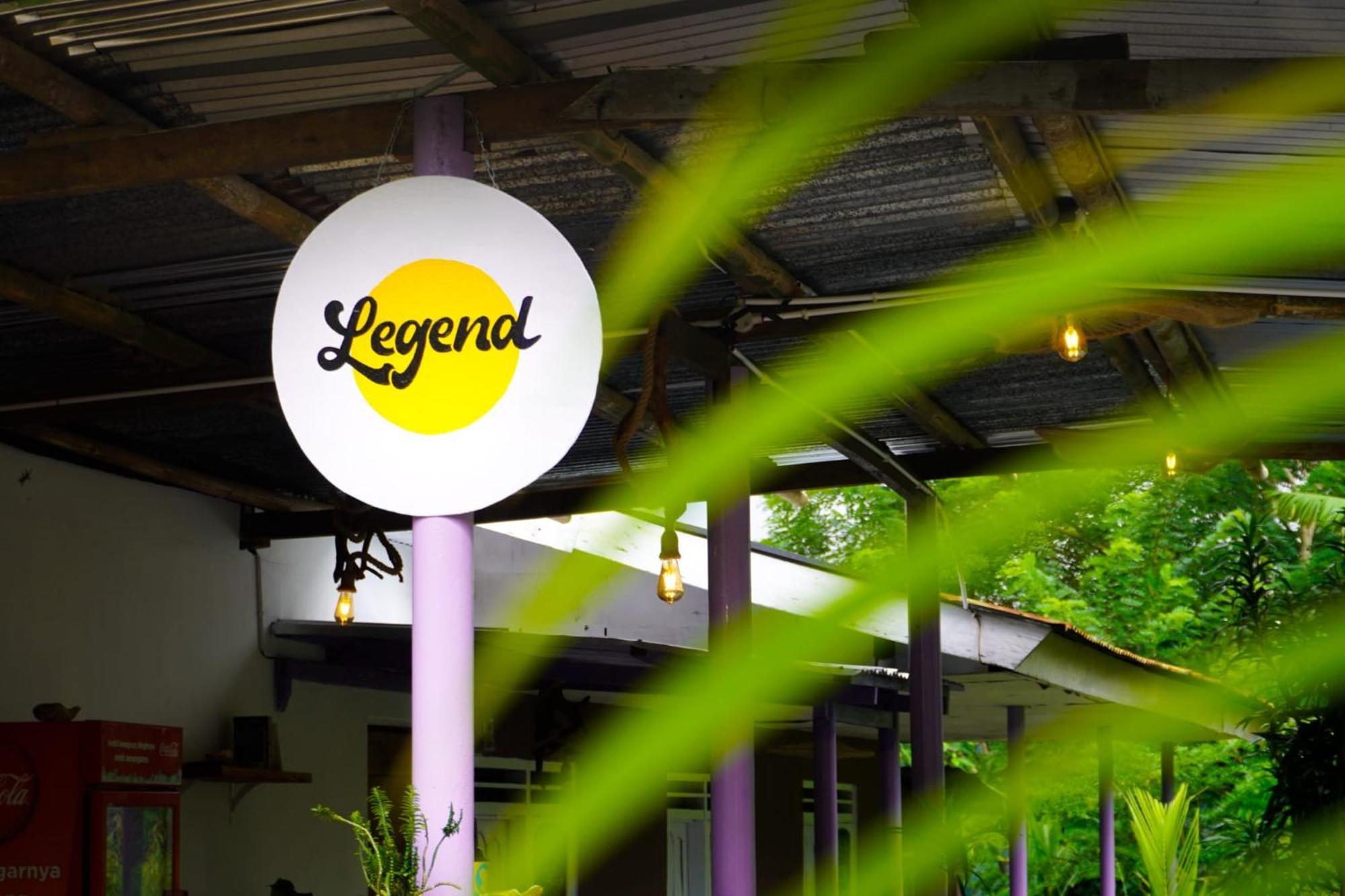 Legend Guesthouse 켈리무투 외부 사진